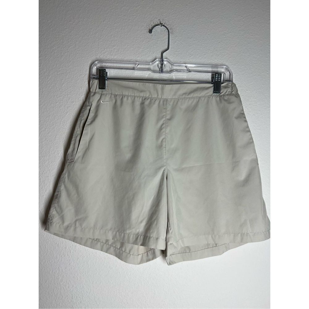 Nike Women’s Sport Shorts Size L Beige